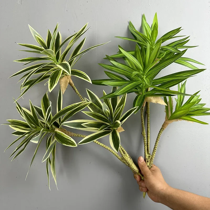 Artificial Green Plants Tropic - Dracaena Marginata recensione e prezzo