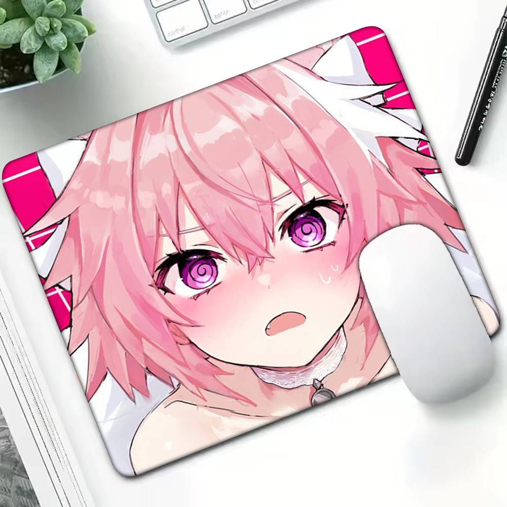 Cute Pink Hair Anime Character - Tradescantia Purple recensione e prezzo
